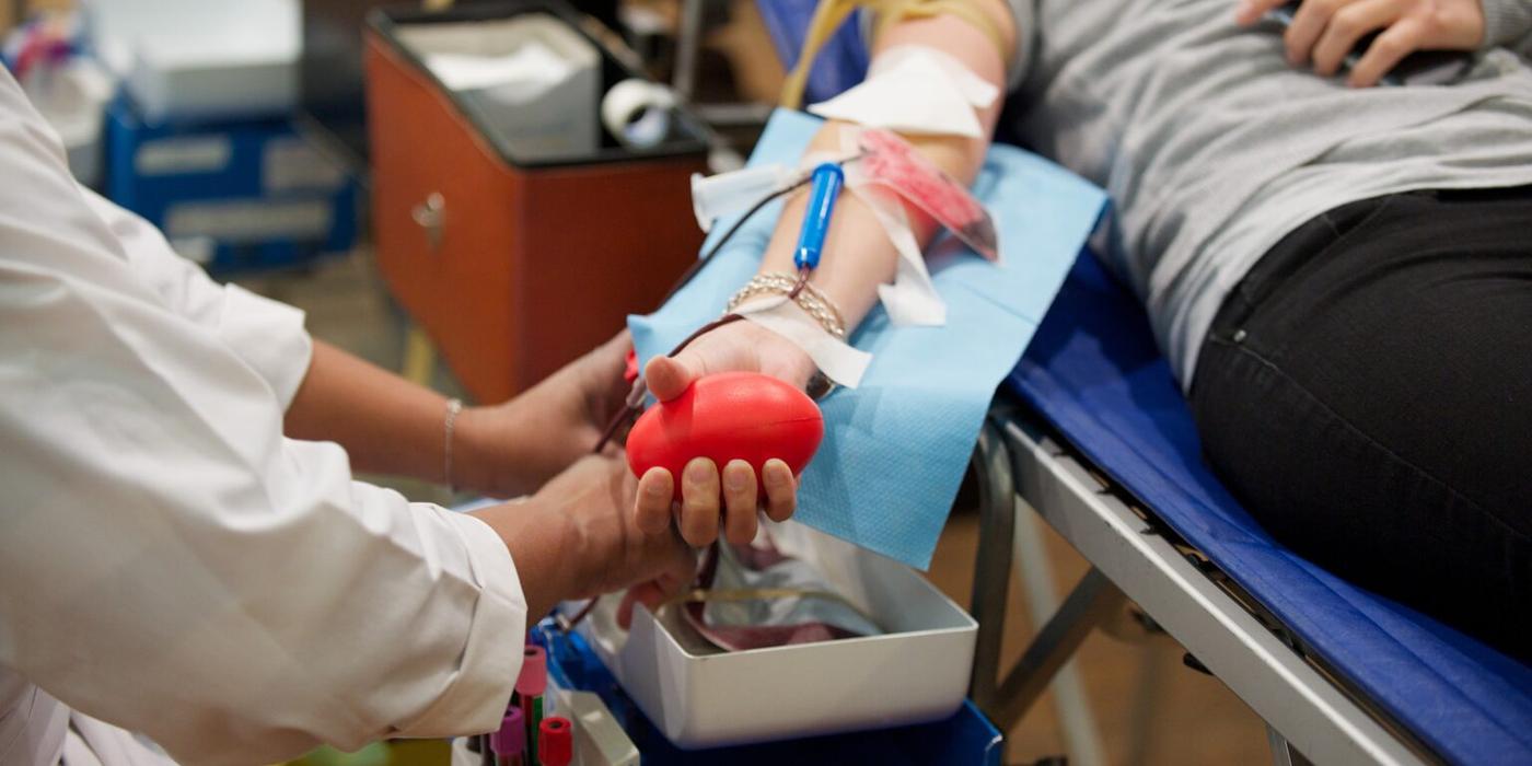 Număr impresionant de donatori, la Centrul de Transfuzie Sanguină din Ploieşti