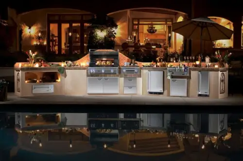 Bucatarii exterioare luxoase si extrem de bine amenajate