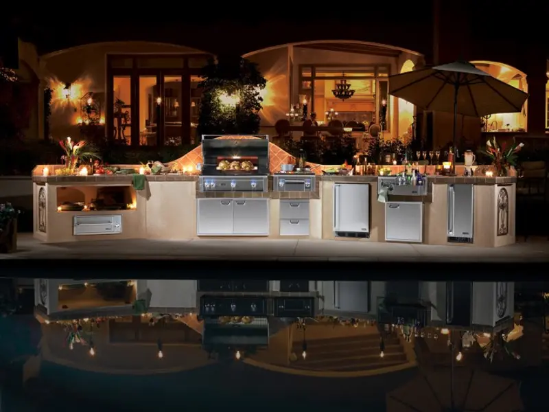 Bucatarii exterioare luxoase si extrem de bine amenajate