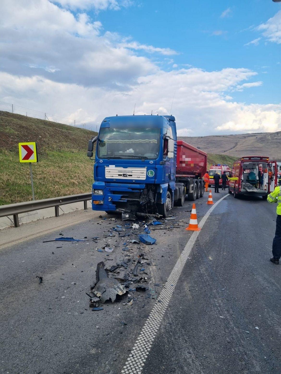 Un grav accident a avut loc miercuri după-amiaza pe Autostrada Transilvania