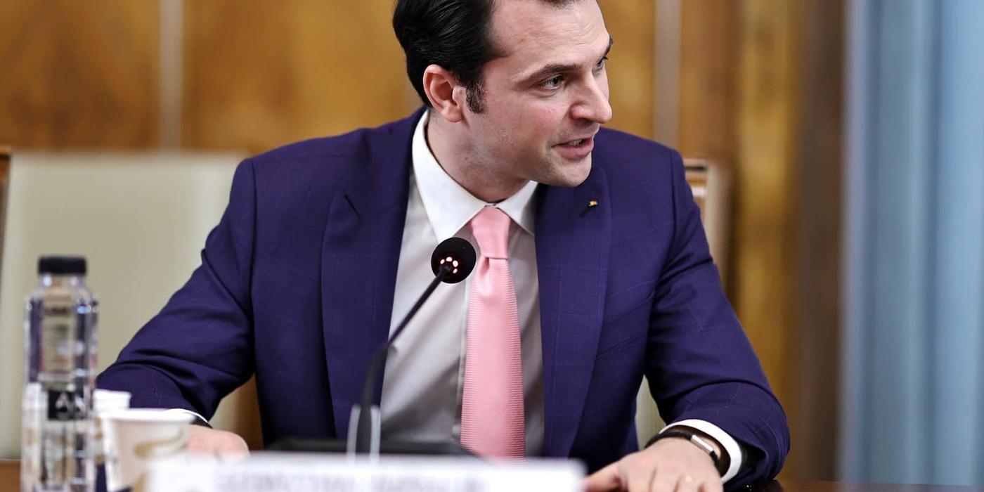 Comandamentul energetic de iarnă: La ora 16.00, numărul de clienţi afectaţi de lipsa de curent electric a scăzut la mai puţin de 313.000 / Nu există probleme semnificative în sectorul de gaze naturale / Peste 175 de echipe de intervenţie în teren