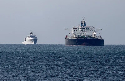 Război Marea Britanie-Rusia. 544 de petroliere-fantomă ale lui Putin vor fi confiscate în apele britanice