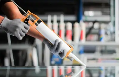 Ce este siliconul sanitar și cum îl poți alege pe cel potrivit?