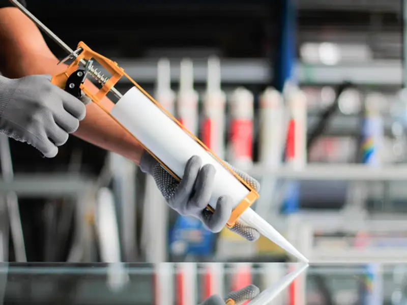 Ce este siliconul sanitar și cum îl poți alege pe cel potrivit?