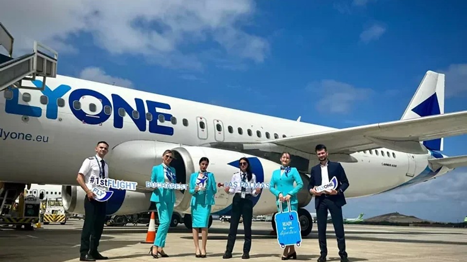 O nouă companie aeriană intră pe piața din România. FLYONE își face bază la Otopeni