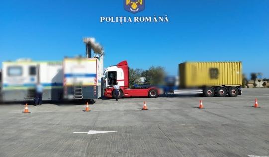 Transporturile containerizate desfăşurate prin porturile Constanţa şi Constanţa Sud – Agigea au fost controlate de poliţişti / Au fost date amenzi de peste 23.000 lei