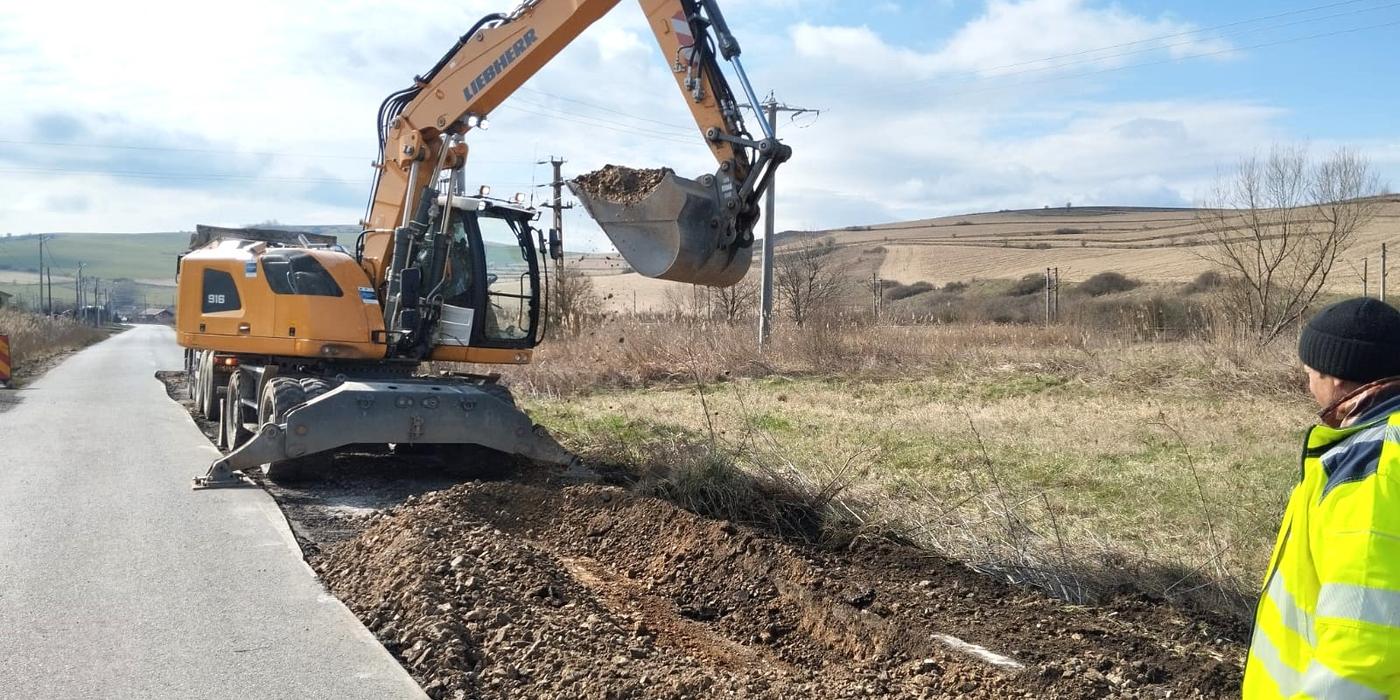 Atenție! Au început lucrările de întreținere pe DJ 161A Apahida – Moriști – Cojocna – Iuriu de Câmpie
