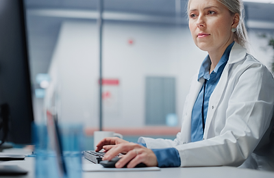 Raport Philips: Inteligența artificială devine esențială pentru viitorul sistemului medical