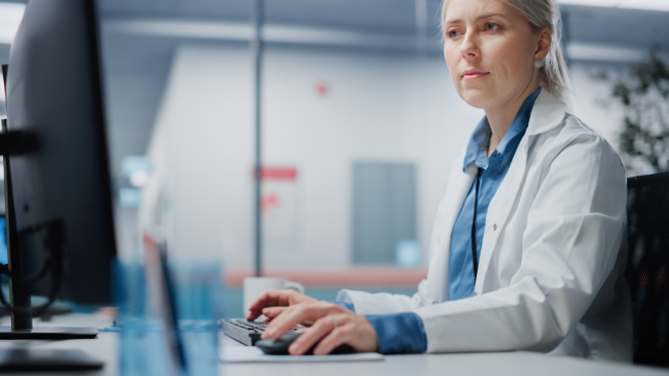 Raport Philips: Inteligența artificială devine esențială pentru viitorul sistemului medical