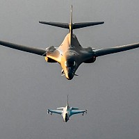 Putin cere trupe ale Chinei, ca „garanții de securitate”. SUA trimit bombardiere să apere Europa