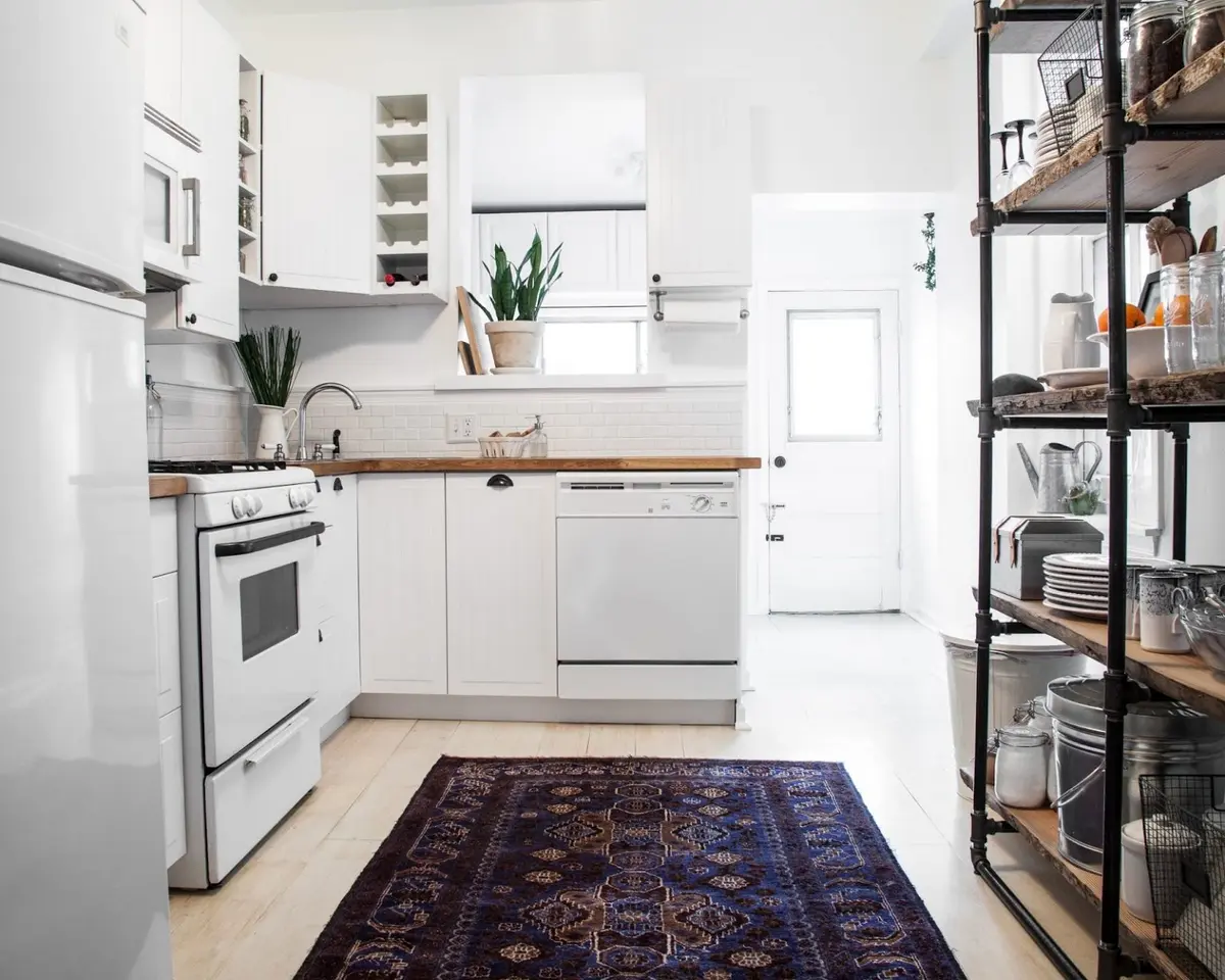 Bucatarie reamenajata cu minim de investitie