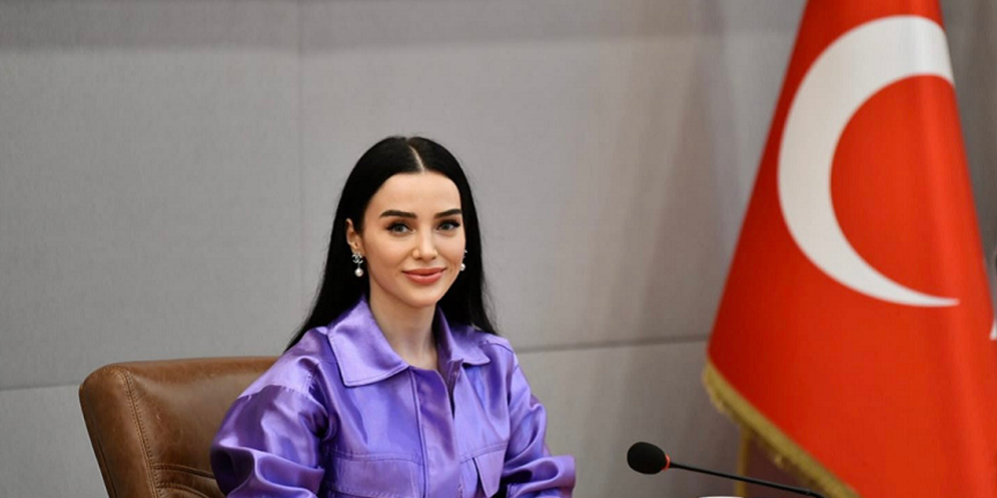 Guvernatoarea băncii centrale din Turcia a demisionat după opt luni în funcţie, invocând nevoia de a-şi proteja familia