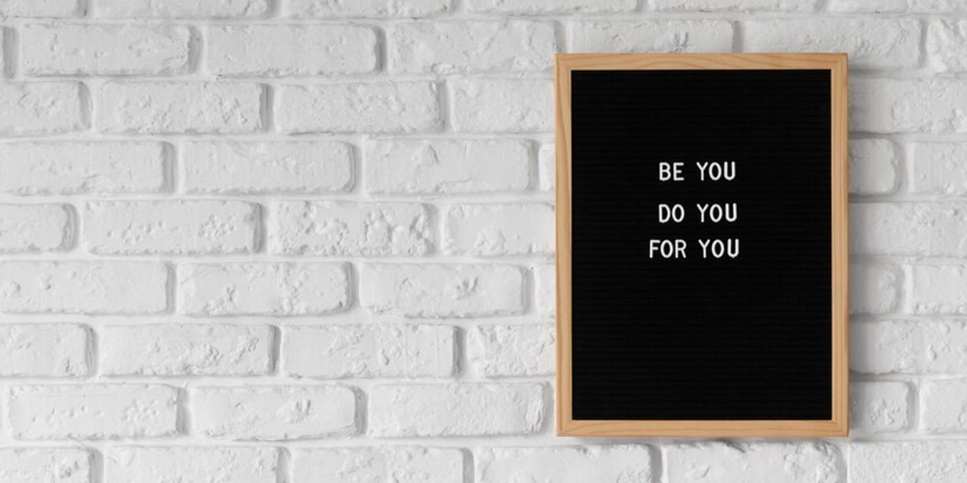 Tendințe de elemente decorative pentru pereți în toamna 2024