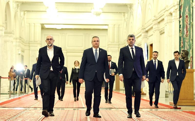 Negocieri tensionate pentru ministerele din Guvernul Ciolacu: PSD vrea Transporturile, PNL cere ministerul Dezvoltării / UDMR a părăsit negocierile