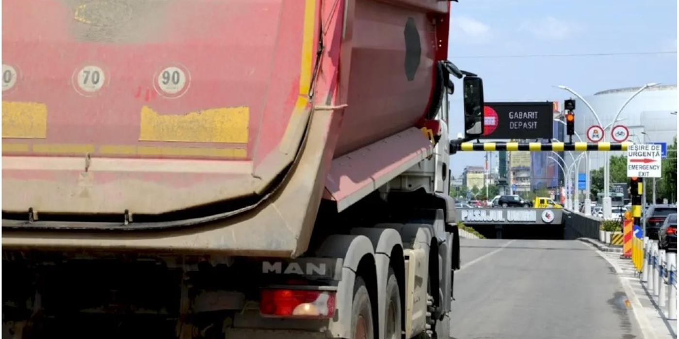 Primăria Sectorului 4 le cere șoferilor să respecte regulile de circulație din zona Pasajul Unirii