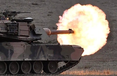 NATO comandă de 200.000.000 € cartușe calibru 120 mm. Rheinmetall construiește fabrică de muniție în România