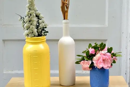 Cum sa vopsesti o sticla sau un borcan