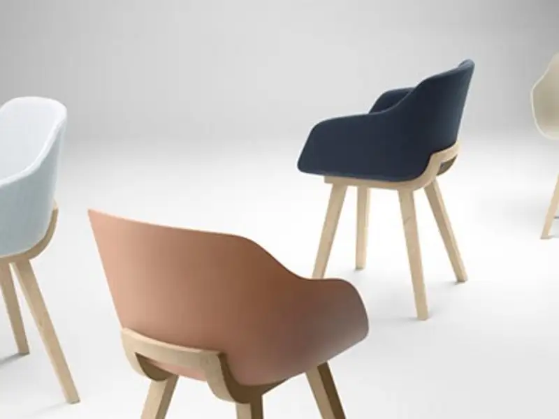 Design de obiect revolutionar: primul scaun din plastic reciclabil