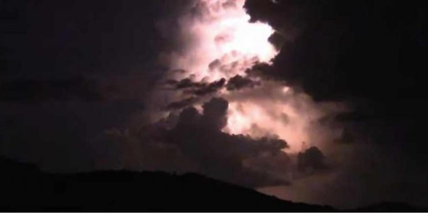 Fenomen rar şi foarte ciudat, surprins ieri în mai multe localități din Cluj