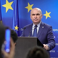 Protest la Guvern: Angajații sunt foc și pară din cauza plafonării sporurilor salariale