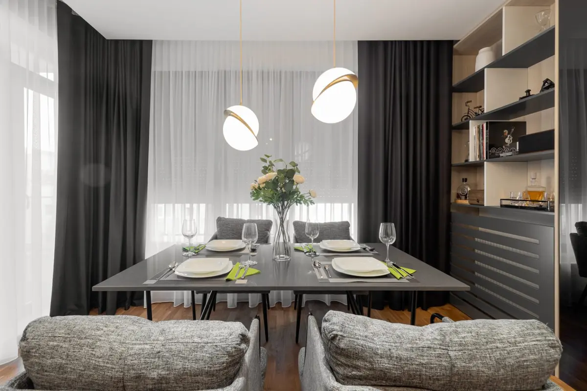 Fototapetul: laitmotiv in amenajarea unui apartament modern de 3 camere