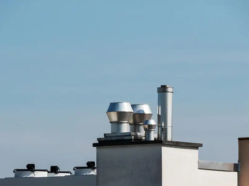 Avantajele coșurilor de fum de calitate: De ce să investim în hornuri profesionale?