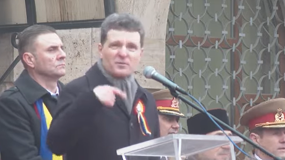 VIDEO | Nicușor Dan a fost huiduit la Focșani de ziua Unirii Principatelor. Președintele i-a luat peste picior pe românii care vociferau împotriva sa: Uitați-vă cine sunt oamenii în care vă puneți speranțele