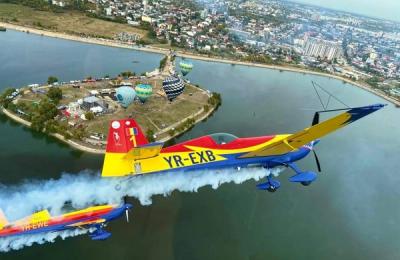 DOCUMENTE. Politizarea primăriilor în lumina reflectoarelor: rețeaua PNL, implicată în organizarea concertului lui Robbie Williams din București