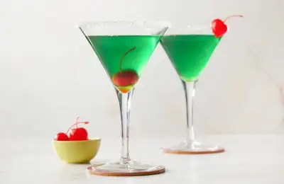 Cocktail-uri pentru Grinch. Aduc bunăstarea de Crăciun.