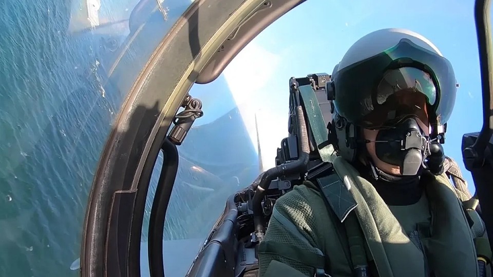 Parlamentul European: Avioanele Rusiei pot fi doborâte dacă încalcă spațiul aerian al NATO și UE