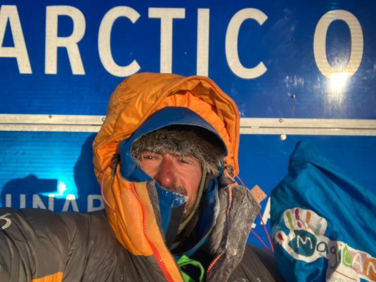 Ultramaratonistul clujean Vlad Pop a ajuns la finișul maratonului 6633 Arctic Ultra, în Canada