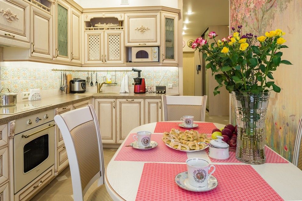 Eleganta si romantism  bucatarie amenajata in stil provensal