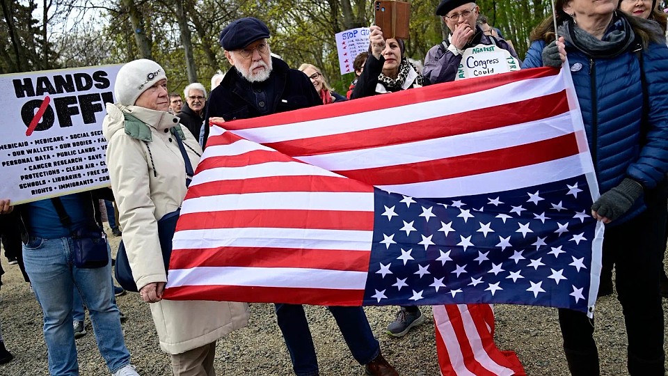 Ziua protestelor anti-Trump. Peste 1.200 de manifestații împotriva președintelui american sunt programate în SUA și în alte țări