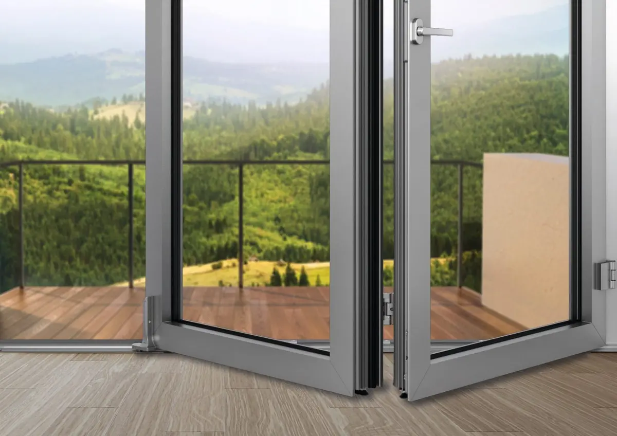 Roto, lider mondial în feronerie: ușile glisante sunt alegerea perfectă pentru locuințele mici
