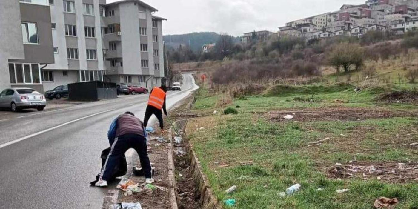 A început curățenia de primăvară în Florești