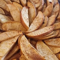 Mere rumenite cu scorțișoară: rețetă simplă la air fryer