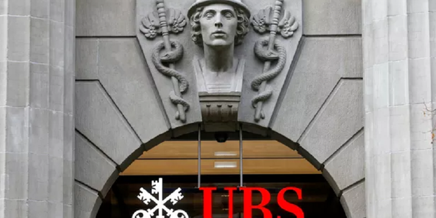 UBS analizează o preluare a Credit Suisse, pe fondul temerilor legate de o contagiune în sectorul bancar surse