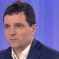 Minciuna se grăbește! Nicușor Dan nu și-a luat doctoratul la prestigioasa universitate Sorbona, ci la Universitatea Paris 13, care se aflată sub Universitatea din București în clasamentul instituțiilor de învățământ superior