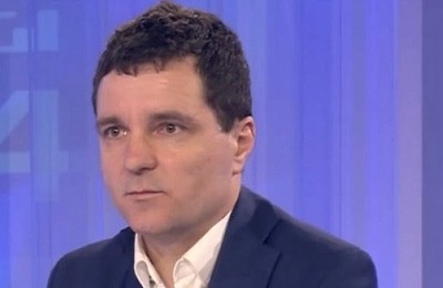 Minciuna se grăbește! Nicușor Dan nu și-a luat doctoratul la prestigioasa universitate Sorbona, ci la Universitatea Paris 13, care se aflată sub Universitatea din București în clasamentul instituțiilor de învățământ superior