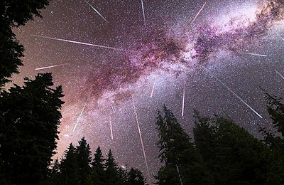 Perseidele, spectacolul cerului de mâine seară: Observații cu cel mai mare telescop portabil din țară la Promenada Mall