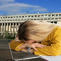 15.000 lei/lună spor la guvern. 1.500 lei pentru „condiții grele” deși sediul e în centrul Capitalei
