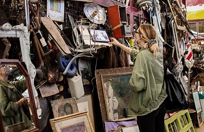 Antique Market revine la Romexpo: porțelanuri, bijuterii, tablouri și alte obiecte vintage, în perioada 12–15 februarie