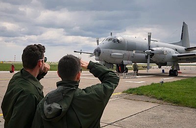SUA vrea să trimită militari și avioane de luptă în România. Are legătură cu Iranul. A fost convocat CSAT