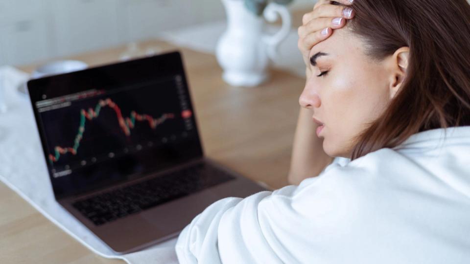 Bursa de la București, lovită grav. Curge sânge..