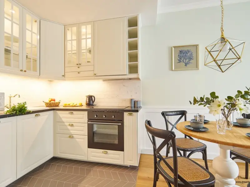 Amenajare luminoasa si eleganta pentru un apartament de 42 mp