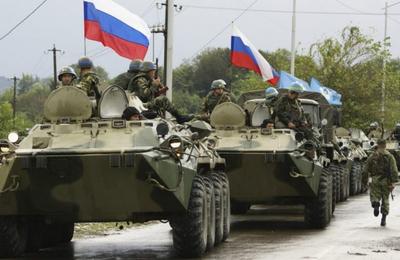 Detalii șocante din Ucraina. Rușii sunt acuzați că îi violează pe ucraineni în fața familiilor pentru a-i umili