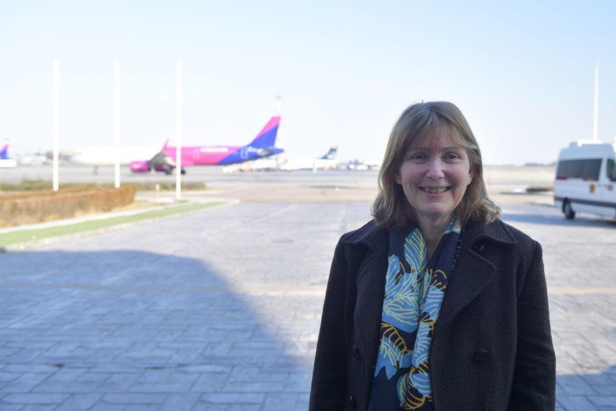 Ambasadoarea SUA, Kathleen Kavalec: O Românie rezistentă economic, care îşi sprijină uşor nevoile defensive şi contribuie la securitatea comună, reprezintă un factor crucial / Nu doar Ucraina depinde de tăria noastră. Şi prietenii din R. Moldova merită un viitor independent