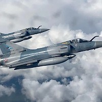 Franța trimite Ucrainei mai multe avioane Mirage, iar Marea Britanie 5.000 de rachete multirol