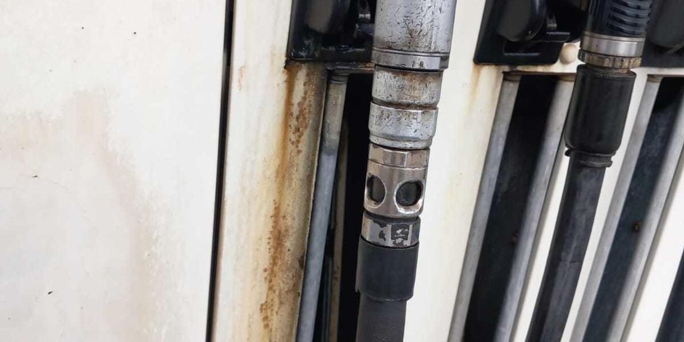 Peste 85 de staţii de carburant din reţeaua Lukoil au fost controlate de ANPC în toată ţara, într-o singură zi/ Au fost date amenzi de 45.000 de lei/ Patru staţii au fost închise temporar FOTO, VIDEO