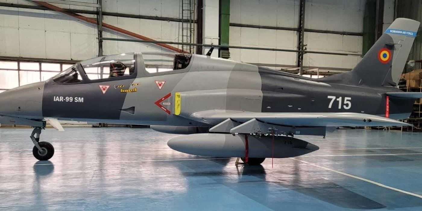 Ştefan Radu Oprea: Astăzi la Craiova au început probele cu primul avion IAR 99 SM